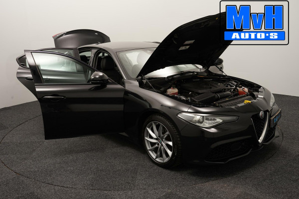 Alfa Romeo Giulia 2.0T Super|VELOCE LEER|STUUR/STOEL.VERW|NAP