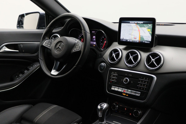 Mercedes-Benz CLA-Klasse Shooting Brake 180 Business Solution LED, Camera, Apple CarPlay, Navigatie, Cruise, Stoelverwarming, 18''