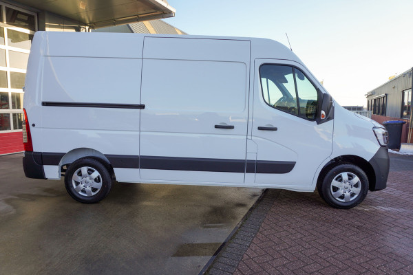 Renault Master T35 2.3 dCi 180PK L2H2 Energy Work Edition Nr. V005 | Airco | Navi | Cruise | Camera | Trekhaak