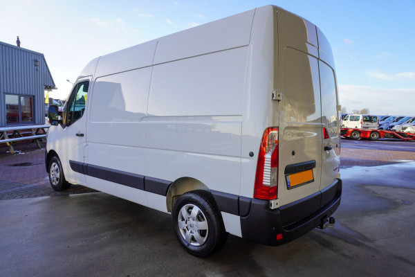 Renault Master T35 2.3 dCi 180PK L2H2 Energy Work Edition Nr. V005 | Airco | Navi | Cruise | Camera | Trekhaak