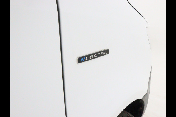 Mercedes-Benz eSprinter L2H2 47kWh Snellader Achteruitrijcamera 270graden achterdeuren Laadruimte pakket 168 KM WLTP