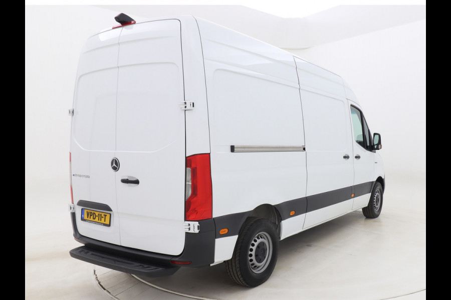 Mercedes-Benz eSprinter L2H2 47kWh Snellader Achteruitrijcamera 270graden achterdeuren Laadruimte pakket 168 KM WLTP