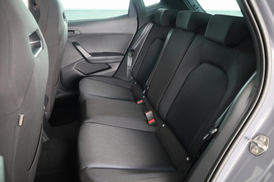 Seat Ibiza FR Anniversary 1.0 EcoTSI 115pk | 18 inch | Panoramadak | Apple CarPlay | Android Auto | Climate Control