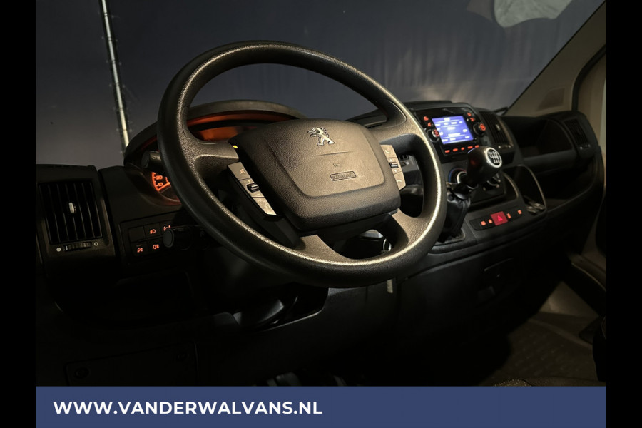 Peugeot Boxer 2.2BlueHDi 165pk **BPM VRIJ voor de Ondernemer** L2H2 Glasresteel Euro6 Airco | Imperiaal | Camera | Navigatie Cruisecontrol, Parkeersensoren, Bijrijdersbank