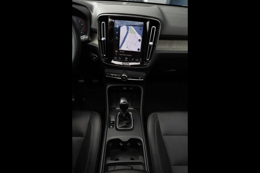 Volvo XC40 1.5 T3 Inscription Leder Panoramadak 360-Camera Harman Kardon