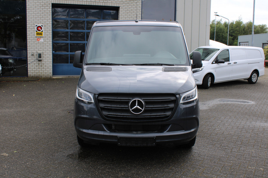 Mercedes-Benz Sprinter 317 CDI L2H1 RWD 3500 kg Trekhaak, MBUX met camera parkeerpakket en Apple/Android, LED koplampen, Geveerde stoel, Etc.