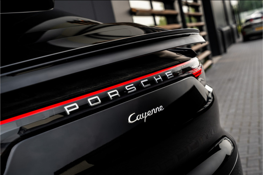Porsche Cayenne Coupé 3.0 Panorama | Luchtvering | Elek. trekhaak | Bose