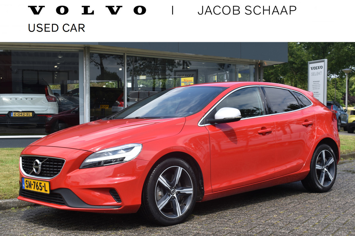 Volvo V40 T4 190PK Automaat Business Sport R-Design | Stoelverwarming | Premium Audio | Park Assist | Achteruitrijcamera |