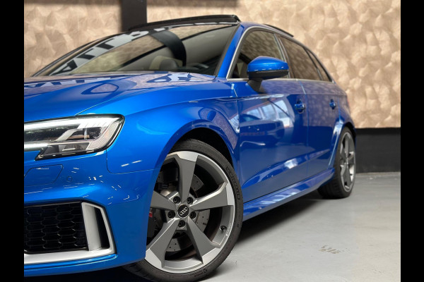 Audi RS3 Sportback 2.5 TFSI RS 3 quattro | Pano | ACC | Virtual | Alcantara | Schaalstoelen