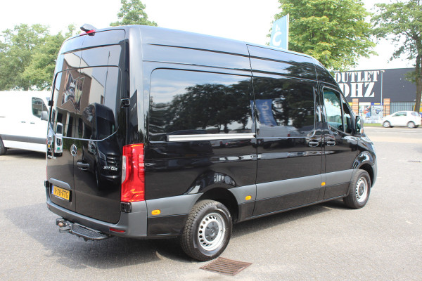 Mercedes-Benz Sprinter 317 CDI L2H2 3500 KG trekhaak, MBUX met camera en Apple Carplay / Android Auto