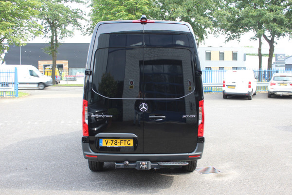 Mercedes-Benz Sprinter 317 CDI L2H2 3500 KG trekhaak, MBUX met camera en Apple Carplay / Android Auto