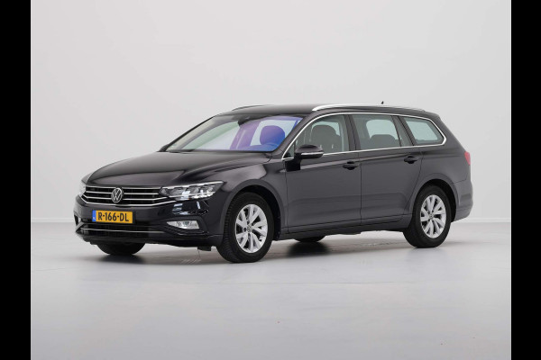 Volkswagen Passat Variant 1.5 TSI 150pk DSG Business Navigatie Trekhaak Acc Clima 205