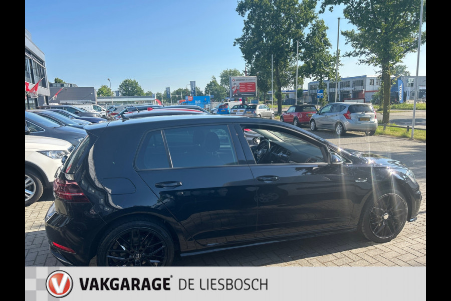 Volkswagen Golf 1.5 TSI Highline Business R-line,navi,stoelverw,adaptive cruise,