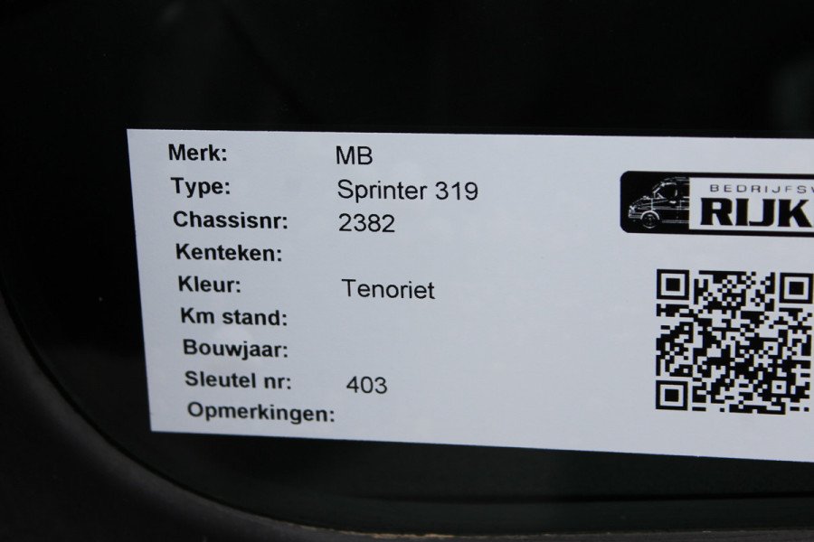 Mercedes-Benz Sprinter 319 CDI L3H2 Distronic, LED, Standkachel, 360 Graden camera, Navigatie, Draaistoelen, MBUX 10.25