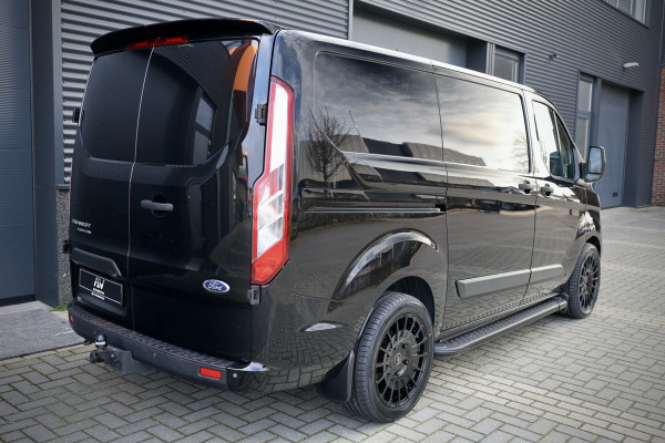 Ford Transit Custom 300 2.0 TDCI L2H1 | Camera | CarPlay | Stoelverwarming | Raptor Edition | Lane Assist | Stoelverwarming | Trekhaak | Airco | 3-Zitter | Nieuwe APK | Onderhoudsbeurt