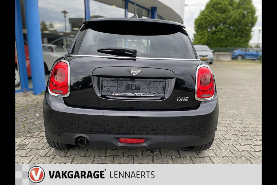 MINI Mini 1.5 One Blackyard (Rijklaarprijs/12mnd garantie)