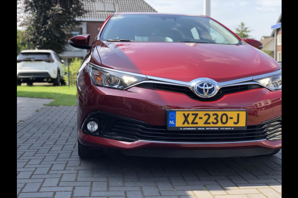 Toyota Auris 1.8 Hybrid Dynamic | Navigatie, Parkeercamera, Cruise control, Climate control, Bluetooth, Stuurbediening