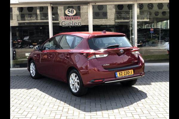 Toyota Auris 1.8 Hybrid Dynamic | Navigatie, Parkeercamera, Cruise control, Climate control, Bluetooth, Stuurbediening