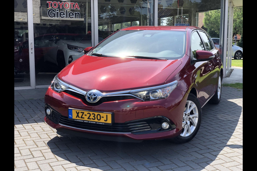 Toyota Auris 1.8 Hybrid Dynamic | Navigatie, Parkeercamera, Cruise control, Climate control, Bluetooth, Stuurbediening