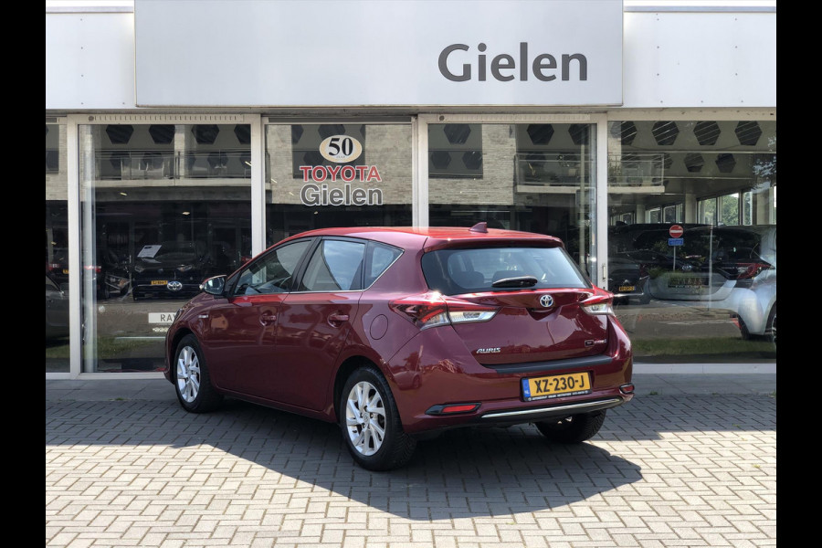 Toyota Auris 1.8 Hybrid Dynamic | Navigatie, Parkeercamera, Cruise control, Climate control, Bluetooth, Stuurbediening