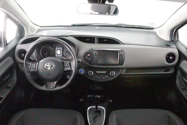 Toyota Yaris 1.5 Hybrid Aspiration Bi-Tone Automaat Garantie tot 6-2027* !!