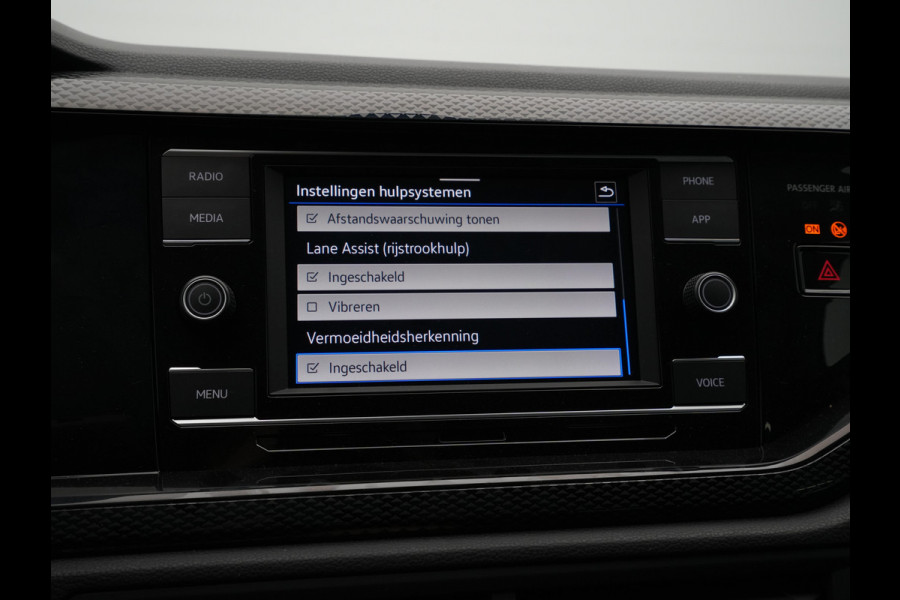 Volkswagen Taigo 1.0 TSI 95 5MT Life Edition | 'App-Connect' smartphone integratie | 'We Connect Plus' (abonnement 12 maanden) | Achterlichten LED