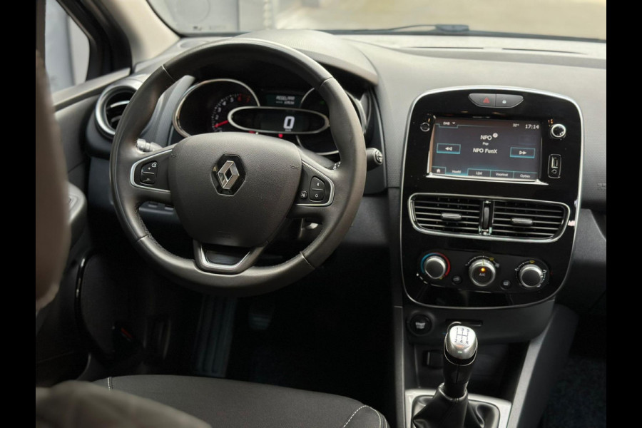 Renault Clio TCe LIMITED, LUXE UITVOERING, NEDERLANDSE AUTO MET NATIONALE AUTO PAS