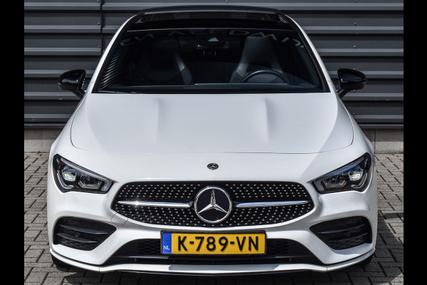 Mercedes-Benz CLA-Klasse 200 Premium Plus AMG LINE | PANORAMADAK | AMBIANCE SFEER VERLICHTING | LED | STOELVERWARMING