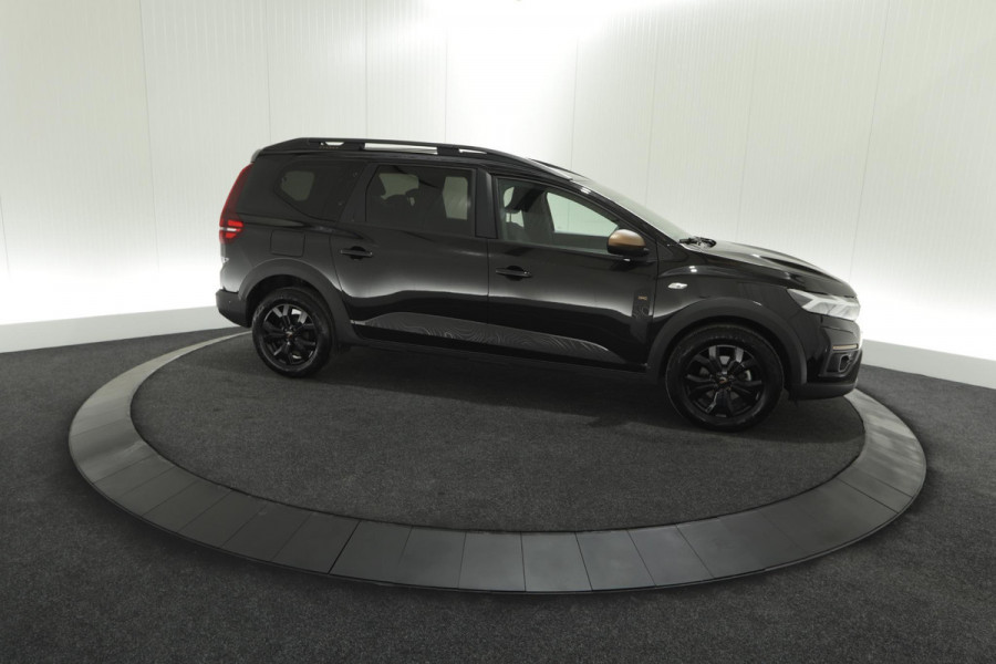 Dacia Jogger TCe 110 Extreme | 7 Zitplaatsen | Camera | Dodehoekdetectie | Apple Carplay