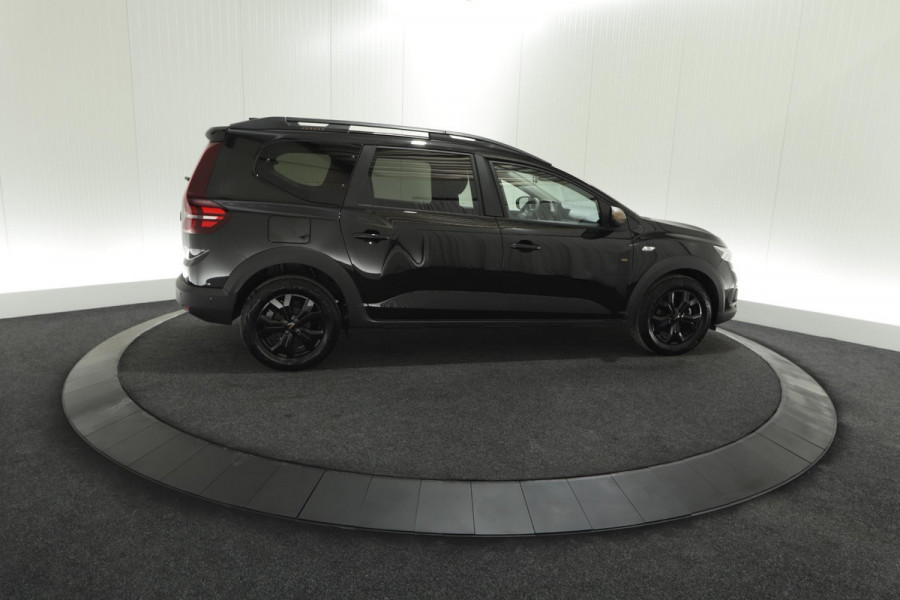 Dacia Jogger TCe 110 Extreme | 7 Zitplaatsen | Camera | Dodehoekdetectie | Apple Carplay