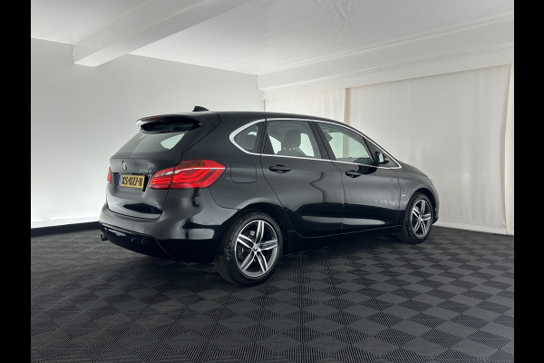 BMW 2 Serie Active Tourer 216d Corporate Lease Executive Aut. *NAVI-FULLMAP | FULL-LED | SPORT-SEATS | ECC | PDC | CRUISE | 17''ALU*