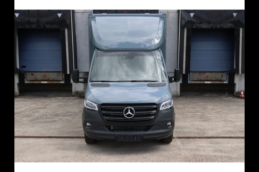 Mercedes-Benz Sprinter 317 Bakwagen Meubelbak met laadklep L3 Nieuw Achterwielaandrijving 10.25 MBUX 9G Automaat 24 maanden Mercedes-Benz Certified Gar