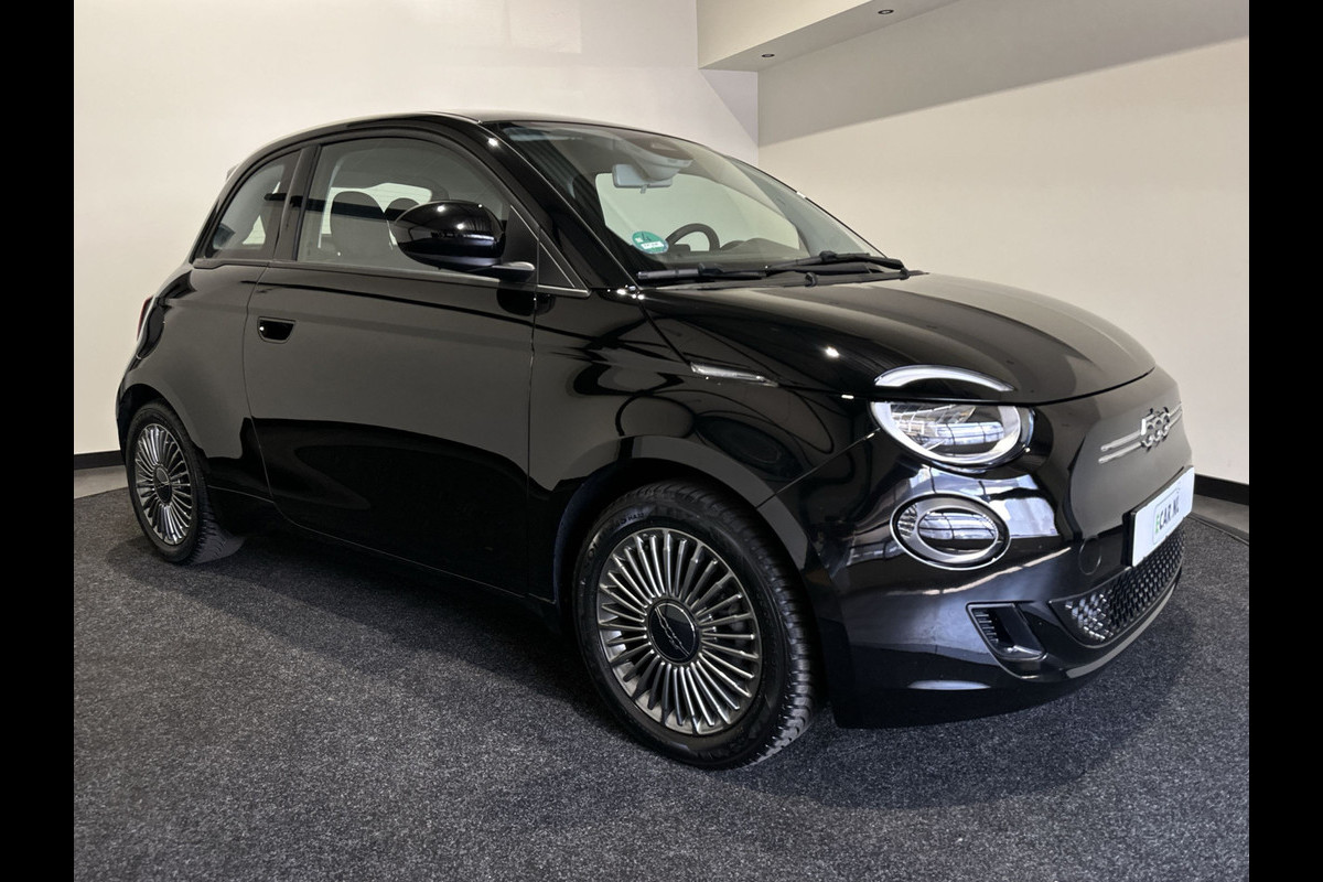 Fiat 500E Icon Limousine 42 kWh | Met iconisch design van Fiat | Luxe velgen!