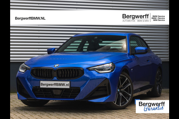 BMW 2 Serie Coupé 220i M-Sport - Widescreen - ACC - Hifi - 19 inch