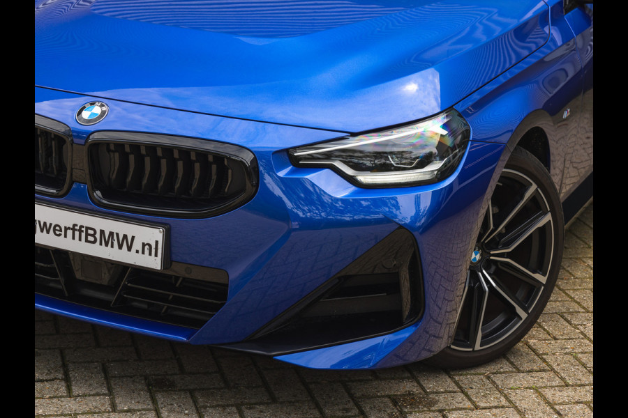 BMW 2 Serie Coupé 220i M-Sport - Widescreen - ACC - Hifi - 19 inch