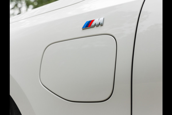 BMW 5 Serie 550e xDrive M-Sport Pro - Pano - Stoelventilatie - Carbon Exterieur - Harman Kardon