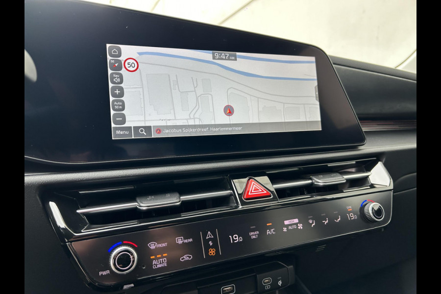 Kia Niro 1.6 GDi Hybrid ExecutiveLine Automaat | Harman/Kardon | Leder | Schuif-/Kanteldak | Camera | Navi | 18" Velgen | Stoelverkoeling | Apple CarPlay/Android Auto | Stuur-/Stoelverwarming | Key-Less | Clima | PDC | Cruise | LED |