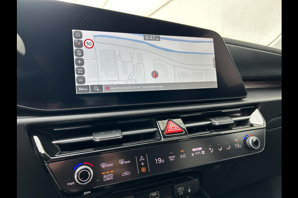 Kia Niro 1.6 GDi Hybrid ExecutiveLine Automaat | Harman/Kardon | Leder | Schuif-/Kanteldak | Camera | Navi | 18" Velgen | Stoelverkoeling | Apple CarPlay/Android Auto | Stuur-/Stoelverwarming | Key-Less | Clima | PDC | Cruise | LED |