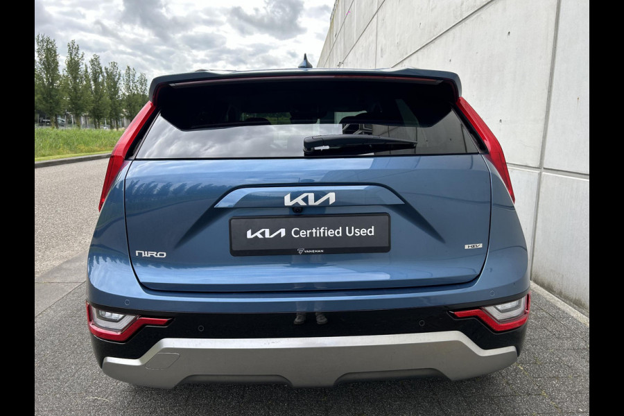 Kia Niro 1.6 GDi Hybrid ExecutiveLine Automaat | Harman/Kardon | Leder | Schuif-/Kanteldak | Camera | Navi | 18" Velgen | Stoelverkoeling | Apple CarPlay/Android Auto | Stuur-/Stoelverwarming | Key-Less | Clima | PDC | Cruise | LED |