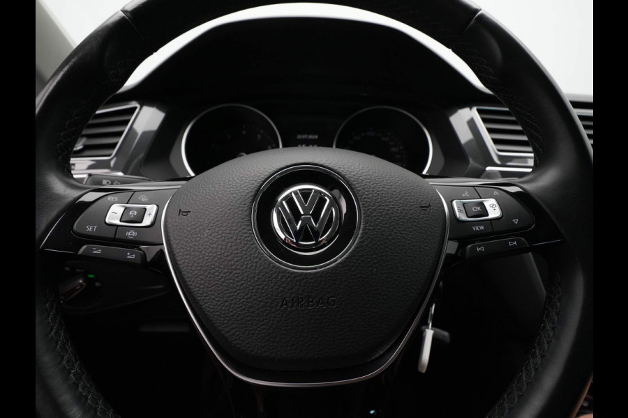 Volkswagen Tiguan 1.5 TSI 150pk Comfortline Business Navigatie Camera Stoelverwarming Acc 185