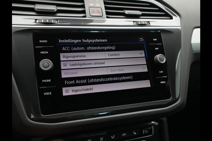 Volkswagen Tiguan 1.5 TSI 150pk Comfortline Business Navigatie Camera Stoelverwarming Acc 185