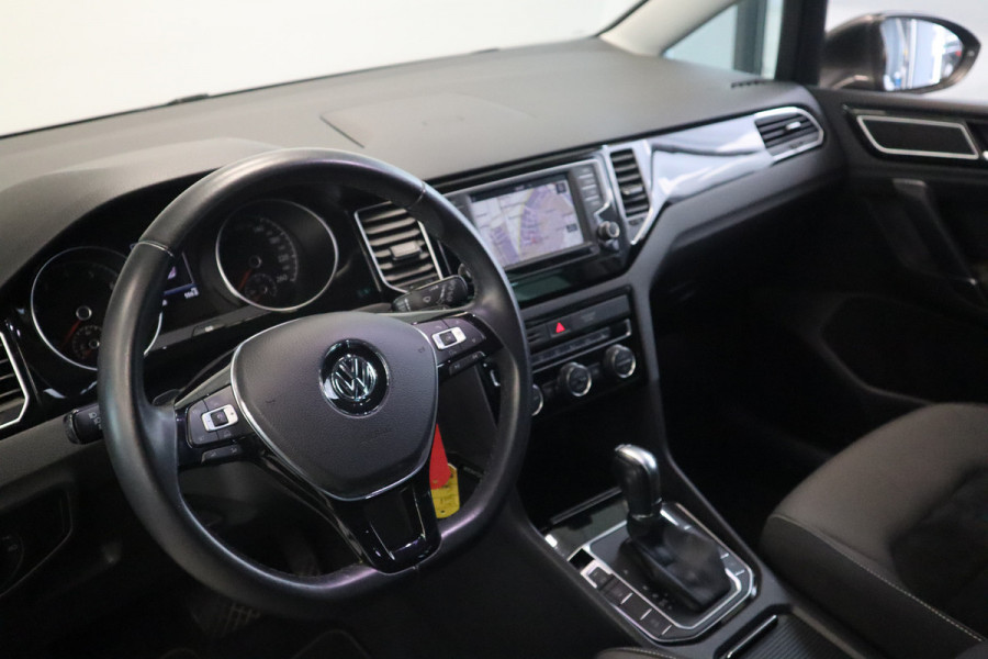 Volkswagen Golf Sportsvan 1.4 TSI Highline Bi-Xenon Adaptive-Cruise Navigatie