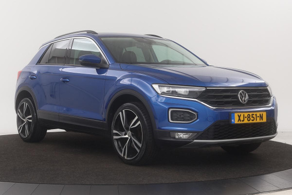 Volkswagen T-Roc 1.0 Style | Stoelverwarming | Navigatie | PDC | Full LED | Bluetooth | Climate control | Cruise control