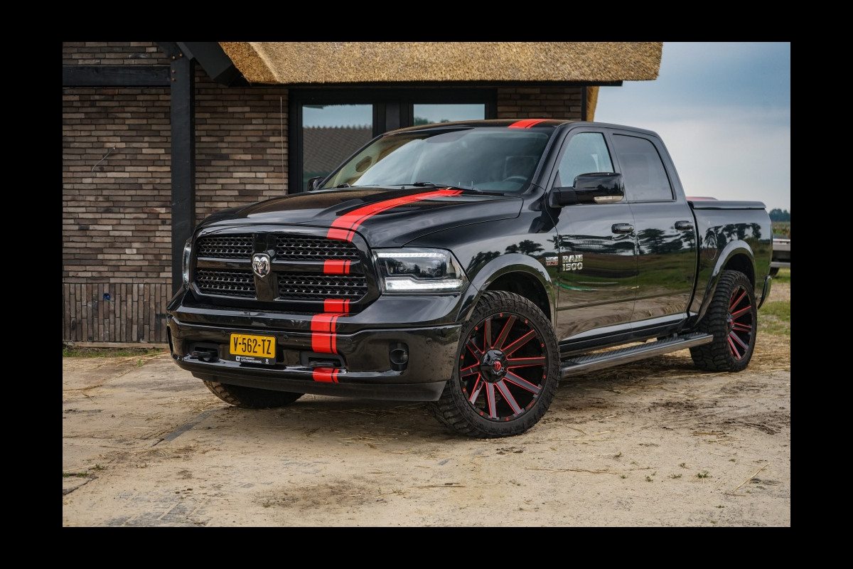 Dodge Ram 1500 5.7 V8 HEMI LARAMIE