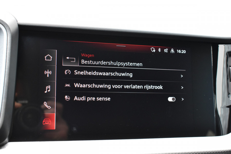 Audi A1 Sportback 30 TFSI S edition 2x S-line Automaat 2-tone