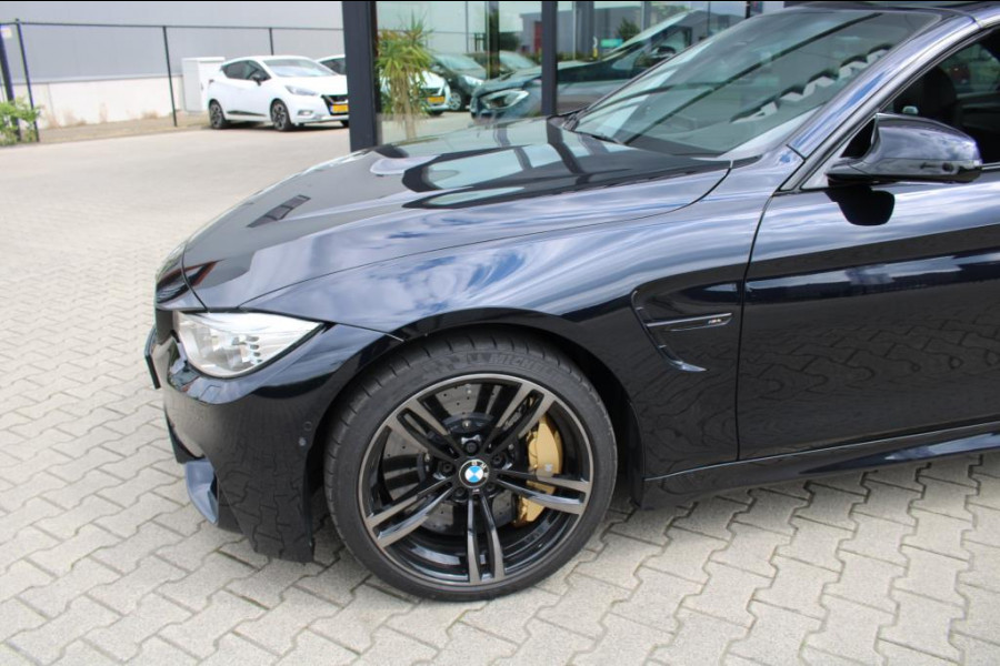 BMW 4 Serie Cabrio M4 Competition Orgineel Nederlandse auto Full Option met Keramische remmen