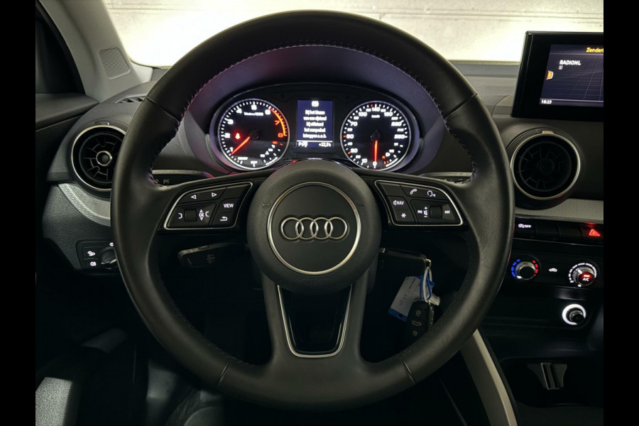 Audi Q2 1.4 TFSI CoD S-Line CarPlay Cruise PDC 150 PK NAP