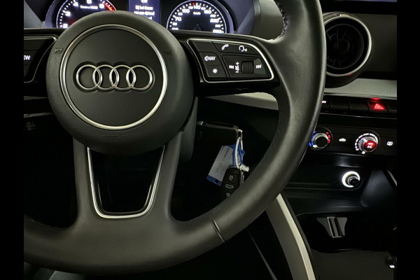 Audi Q2 1.4 TFSI CoD S-Line CarPlay Cruise PDC 150 PK NAP