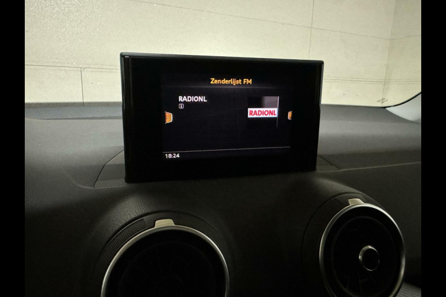 Audi Q2 1.4 TFSI CoD S-Line CarPlay Cruise PDC 150 PK NAP