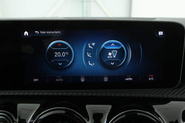 Mercedes-Benz A-Klasse 180 Business Solution | Carplay | Widescreen | Stoelverwarming | Camera | Full LED | Navigatie | Park Assist | DAB+